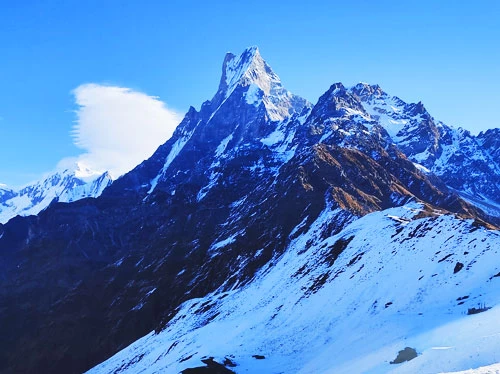 An Early morning view of Fishtail mountain from the Mardi Himal view point.