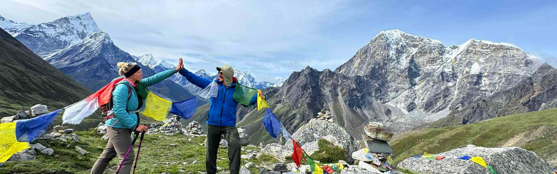 everest trek banner