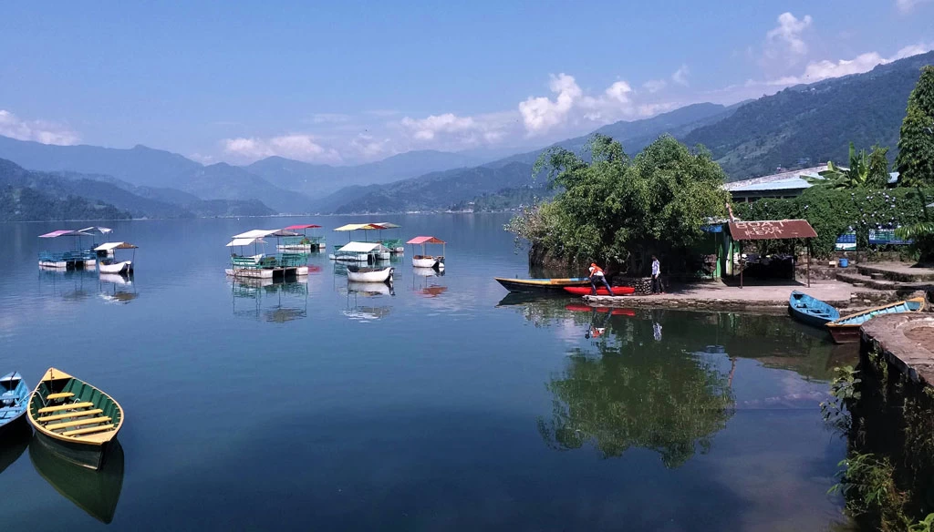 people boating in Fewa lake during the tour.