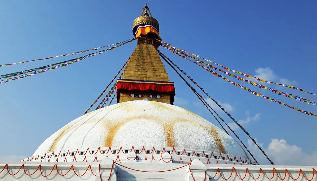we visited an ancient buddhist stupa of boudhanath in kathmandu during our short family tour