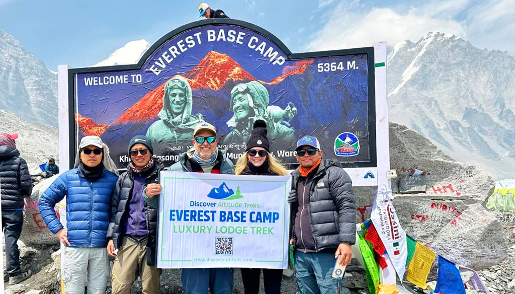 luxury everest trek