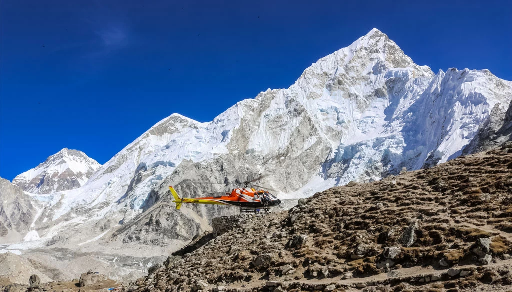 Kalapatthar helicopter landing