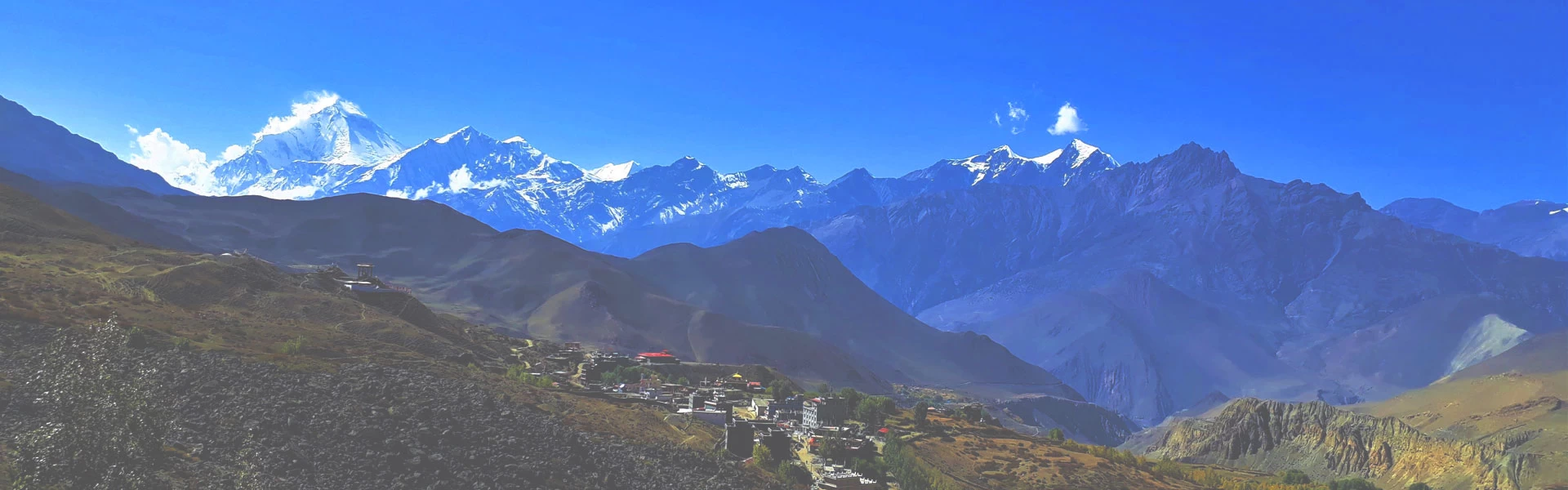we were mesmerized with excellent sight of Muktinath temple and it's surroundings.