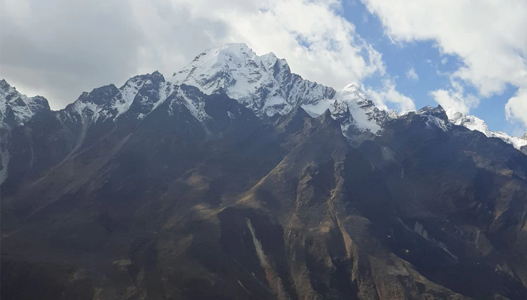 Naya kang Peak as pictured from Kyanjin Ri.