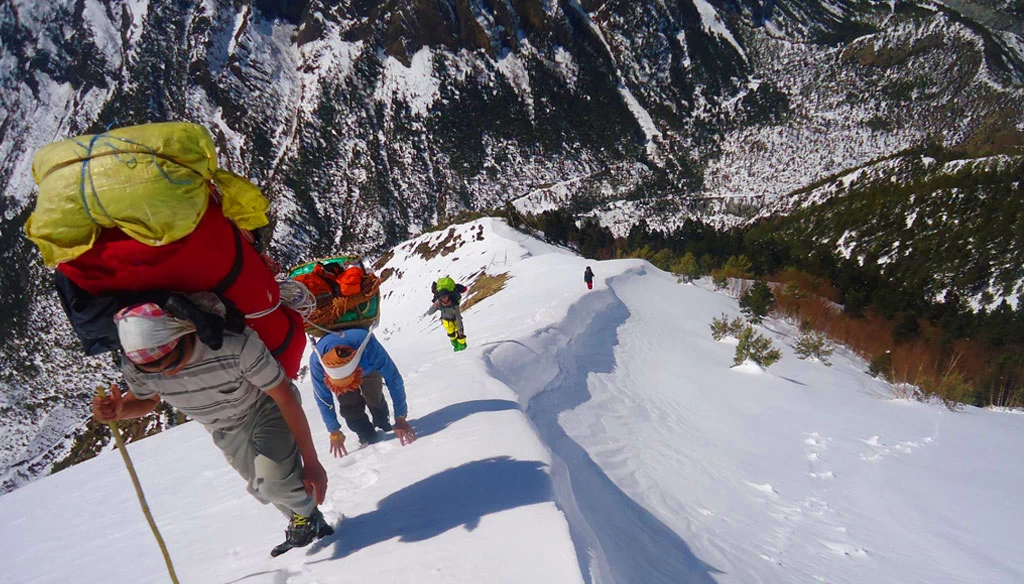 Pisang Peak Climbing