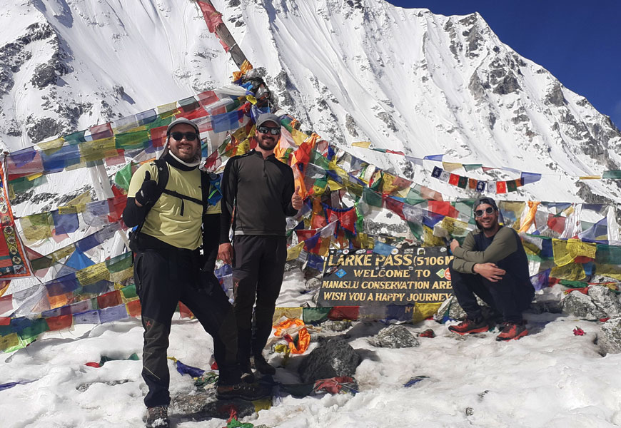 manaslu circuit trek altitude