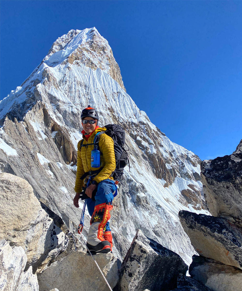 amadablam expedition in autumn