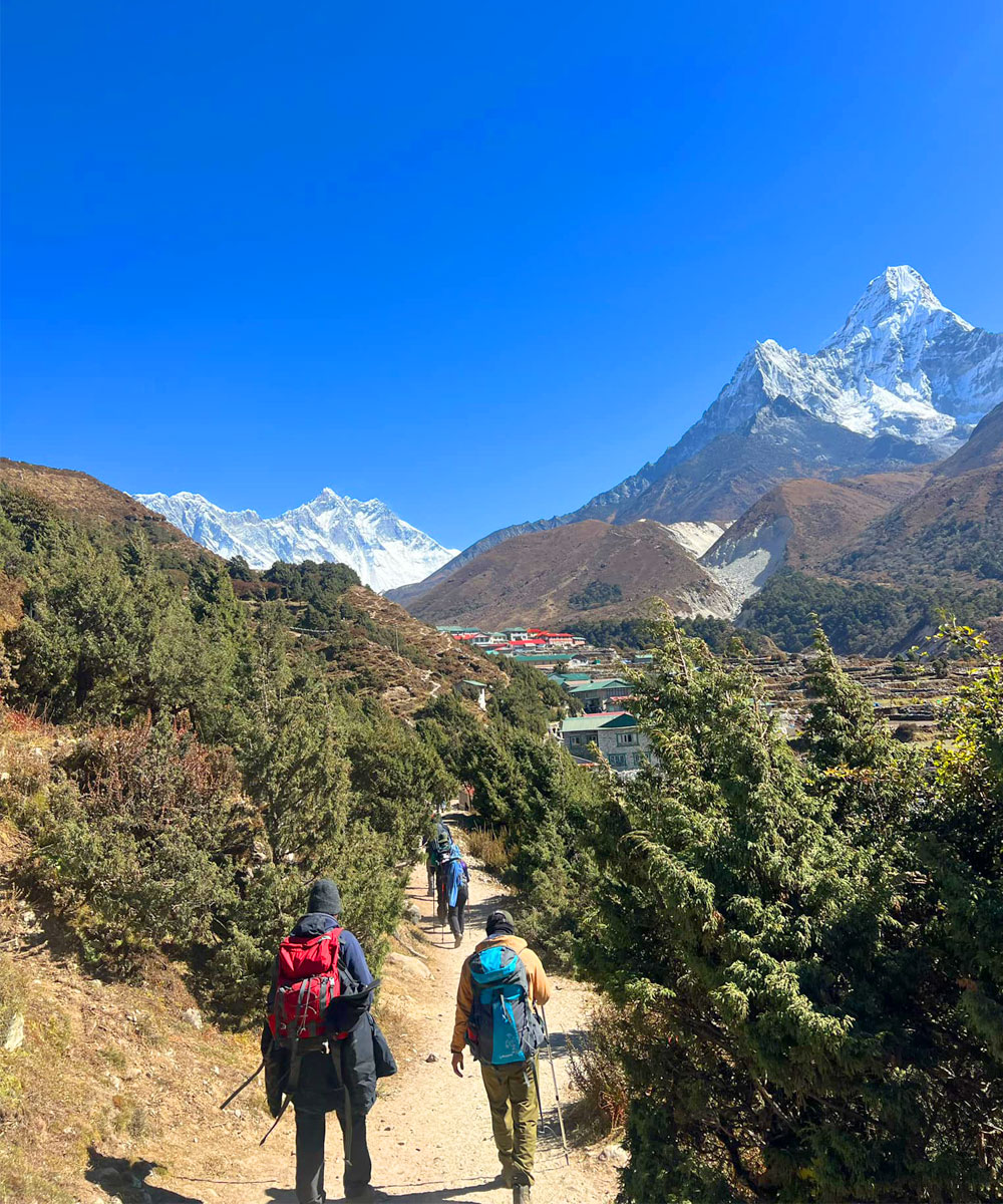 Trail to Tengboche