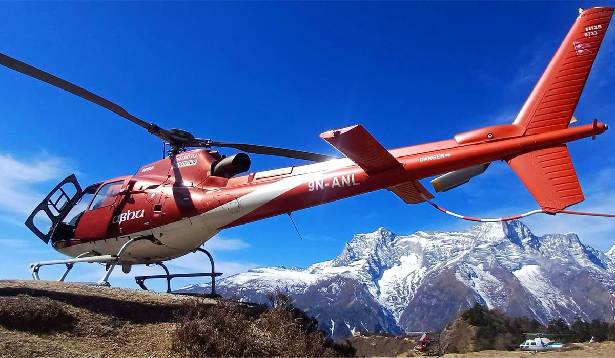 helicopter flight to everest view hotel