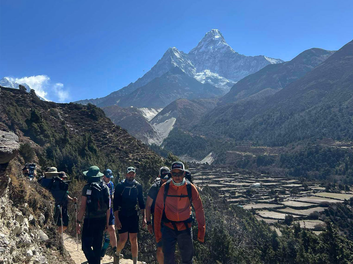 trekking to everest view hotel