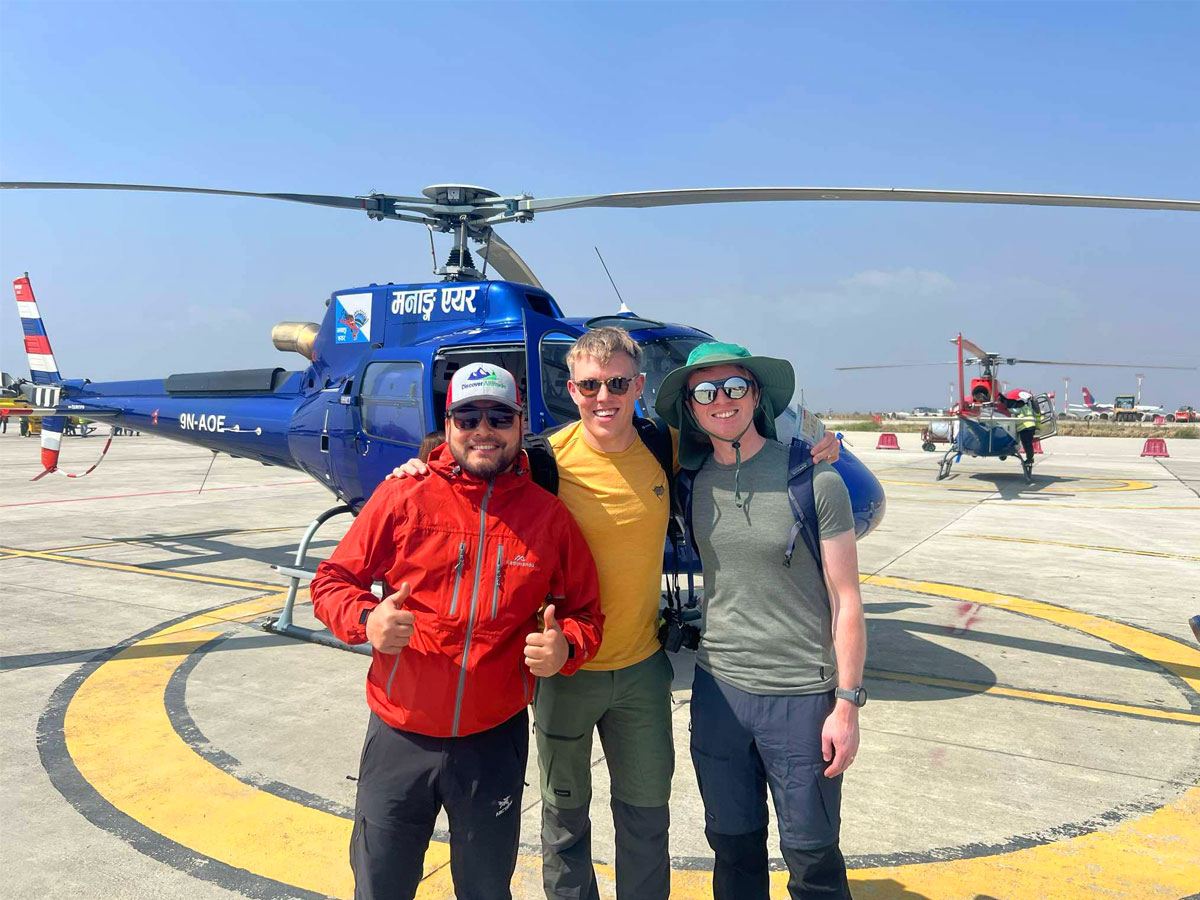 helicopter flight to shinta mani hotel