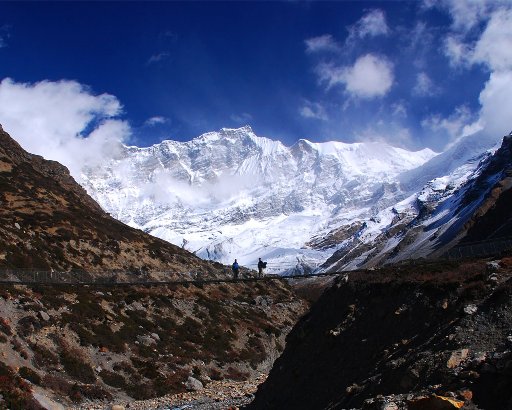 Suspension bridge in Annapurna Circuit Trek