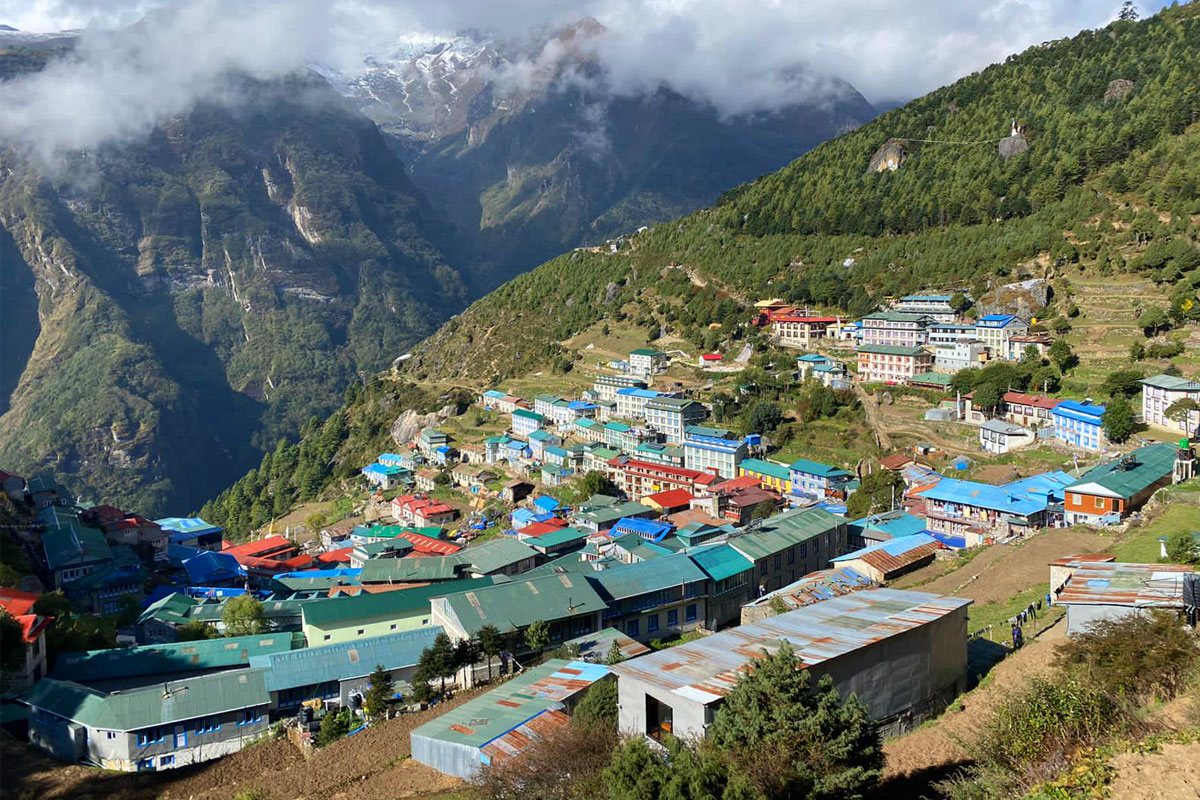 lukla to namche bazaar