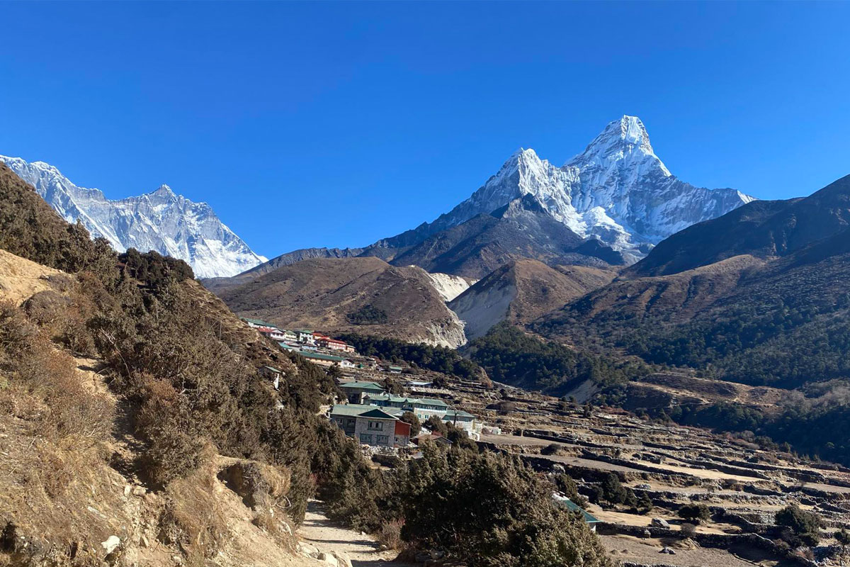 pangboche village