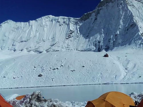 baruntse peak