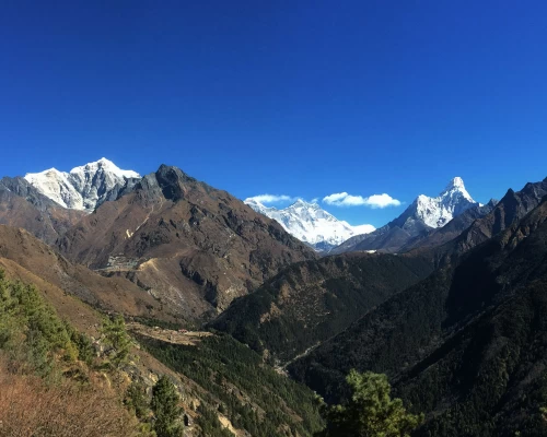  Amadablam View