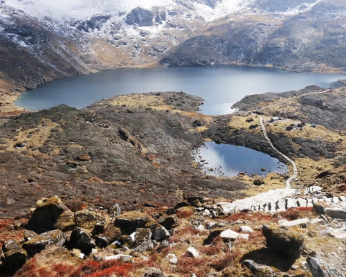  Beautiful Lake And Makalu Peak