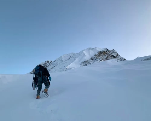  Climbing