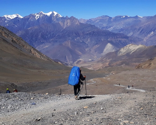descesnding to muktinath