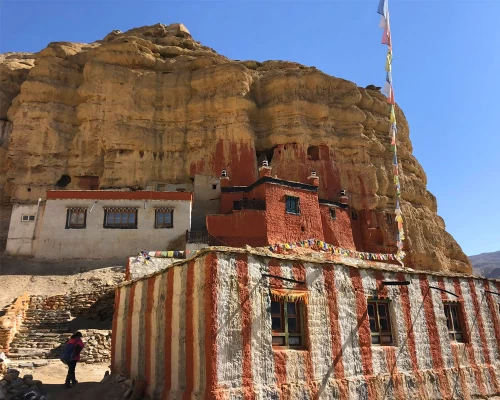 Lowo Nyiphug Namdrol Norbuling Monastic School.
