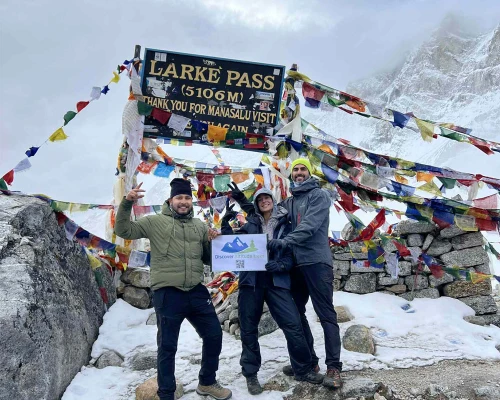 On The Larke Pass Top