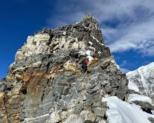 Yala Climbing
