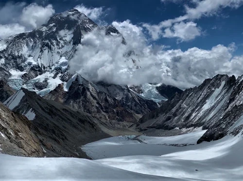 Mount Makalu as captured During the trek to Sherpani Col pass.