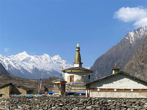 Tsum valley ganesh himal